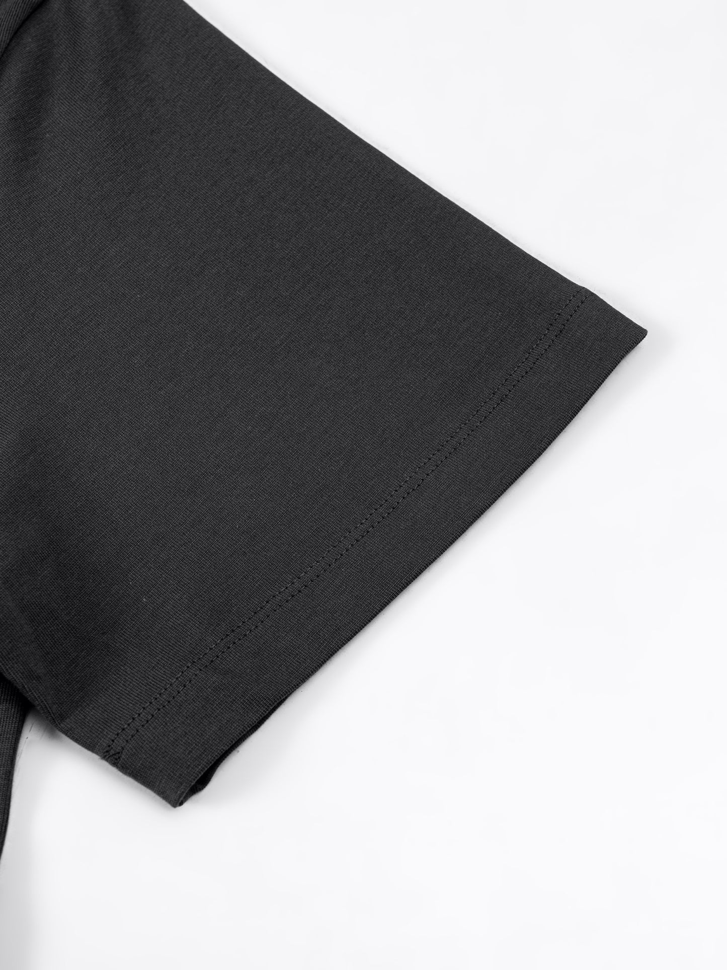 THÉVA Unisex Heavyweight Tee